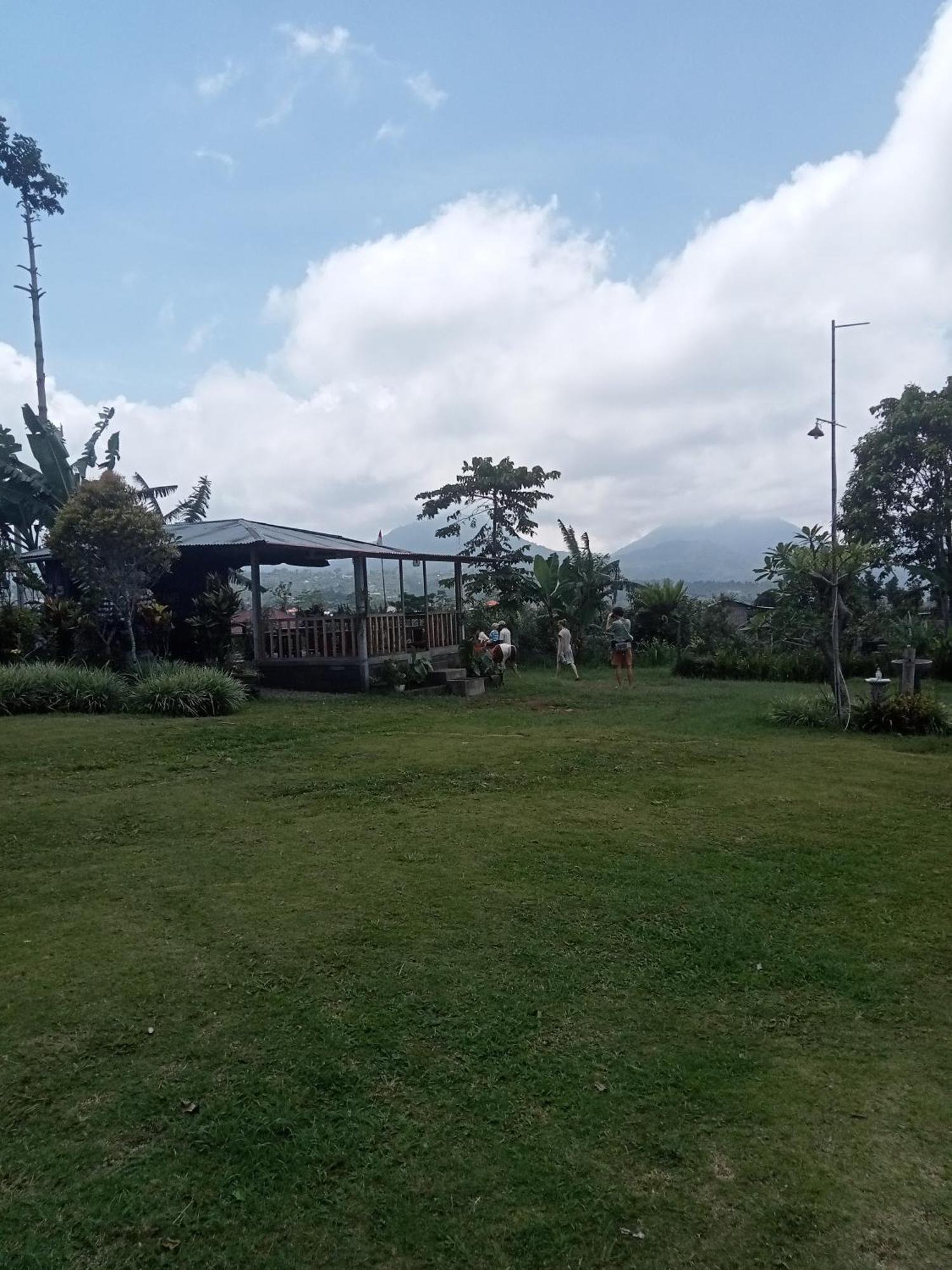 Bugo Camp Munduk Exterior foto